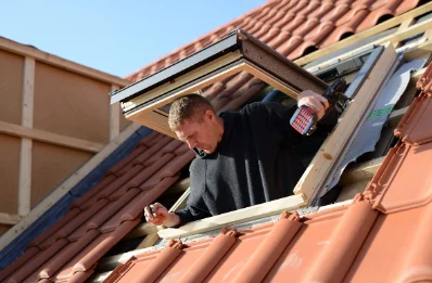 Pose de fenêtres de toit Velux à Monay